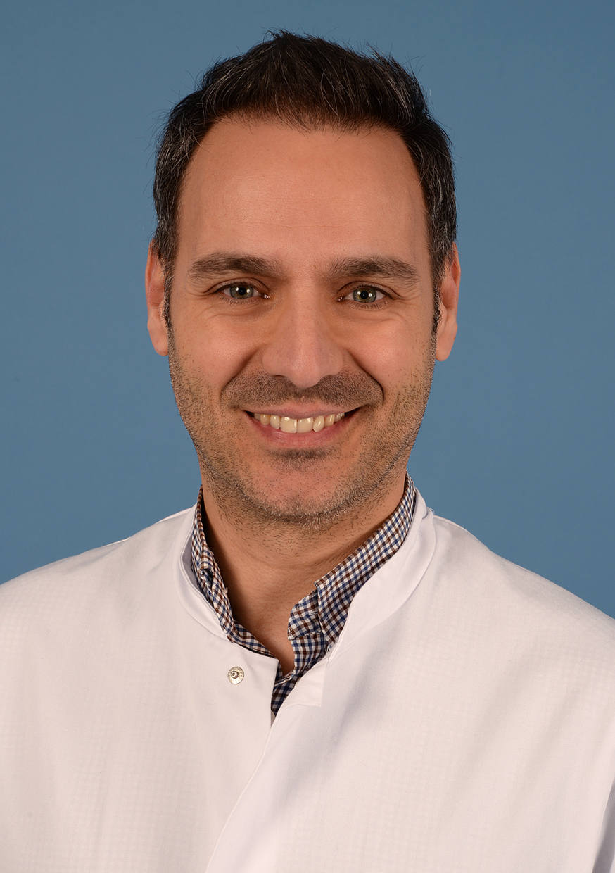 Dr. Rafael Jiménez Puya
Hautarzt